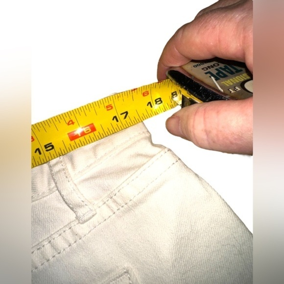 Vintage Mossimo juniors size 15 white denim Bermuda shorts .NWOT.‎ Circa 2014 - Picture 6 of 7